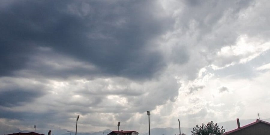 Έρχεται σκόνη και άνοδος της θερμοκρασίας – Πώς θα διαμορφωθεί το σκηνικό του καιρού τις επόμενες μέρες