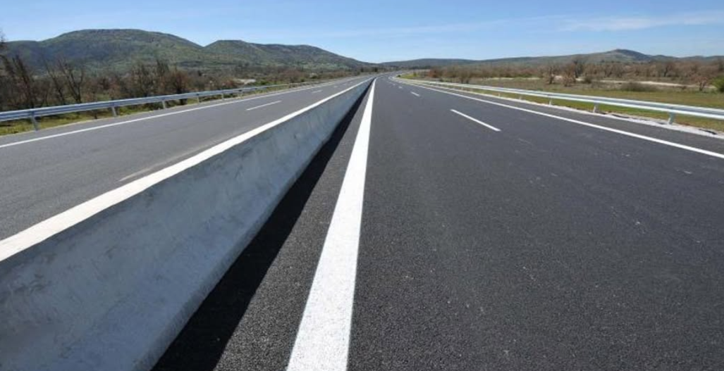 Μετά από 26 χρόνια αναμονής: Παραδόθηκε ο νέος δρόμος Λάρνακας – Δεκέλειας