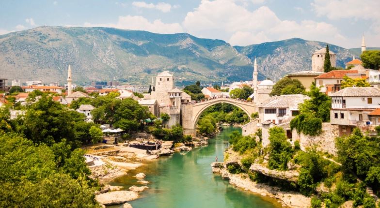 Σου αρέσουν τα ταξίδια; Ο υποτιμημένος προορισμός στην Ευρώπη - Τριήμερο με λιγότερα από 250 ευρώ