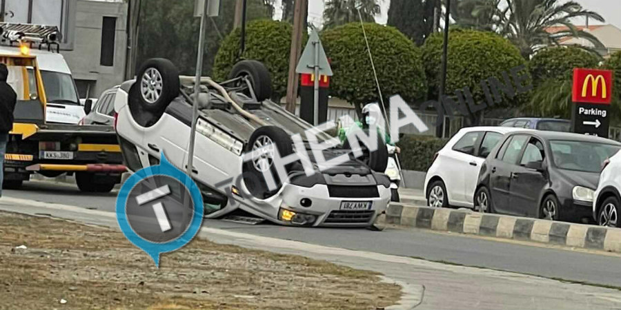 ΛΕΥΚΩΣΙΑ - ΤΡΟΧΑΙΟ: Αναποδογυρίστηκε όχημα – Στο Νοσοκομείο οδηγός  - ΦΩΤΟΓΡΑΦΙΕΣ 