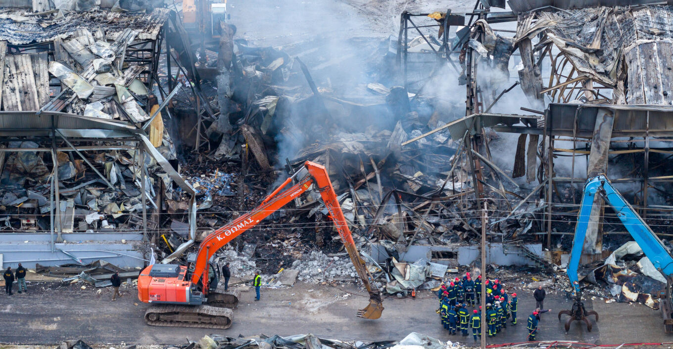 Τραγωδία στα Τρίκαλα: Εντοπίστηκε η σορός της πέμπτης εργάτριας που αναζητείτο μετά τη φωτιά στο εργοστάσιο