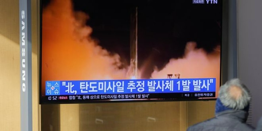 Η Β. Κορέα πάτησε και πάλι το κουμπί – Εκτόξευση πυραύλου προς τη θάλασσα