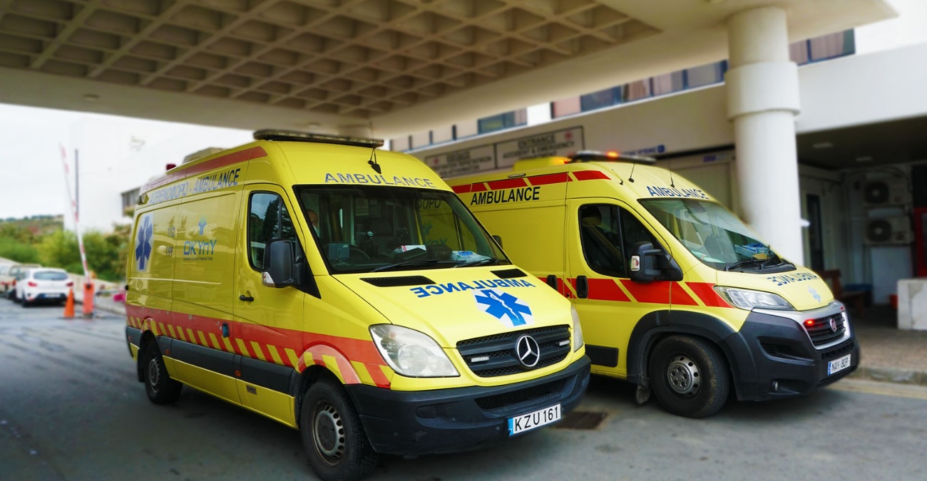 Σοβαρό τροχαίο: Βαν παρέσυρε 23χρονο πεζό - Μεταφέρθηκε στο νοσοκομείο - Η κατάσταση της υγείας του