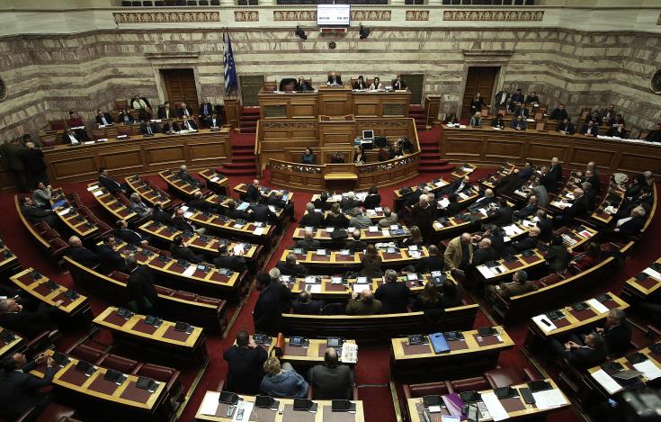 Τη διεκδίκηση των γερμανικών αποζημιώσεων ζητεί από την κυβέρνηση η Βουλή των Ελλήνων 