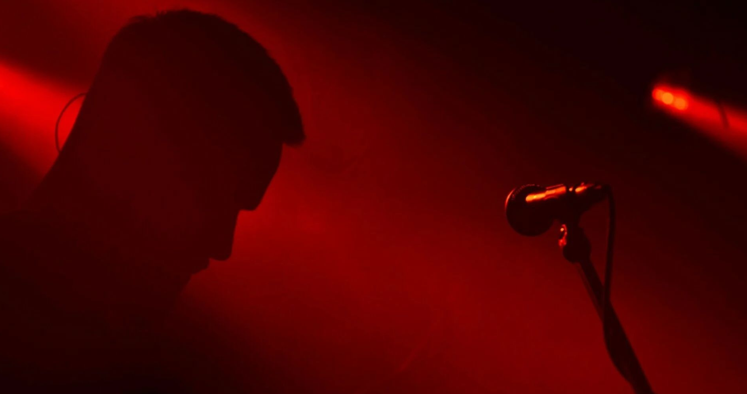 Mόλις αποκαλύφθηκε όσα κατήγγειλε ο νεαρός για τον Γιώργο Μαζωνάκη - Τι αναφέρει η μήνυση