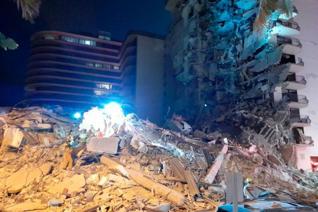 Κατέρρευσε πολυώροφο κτίριο στο Μαϊάμι – Φόβοι για νεκρούς και εγκλωβισμένους