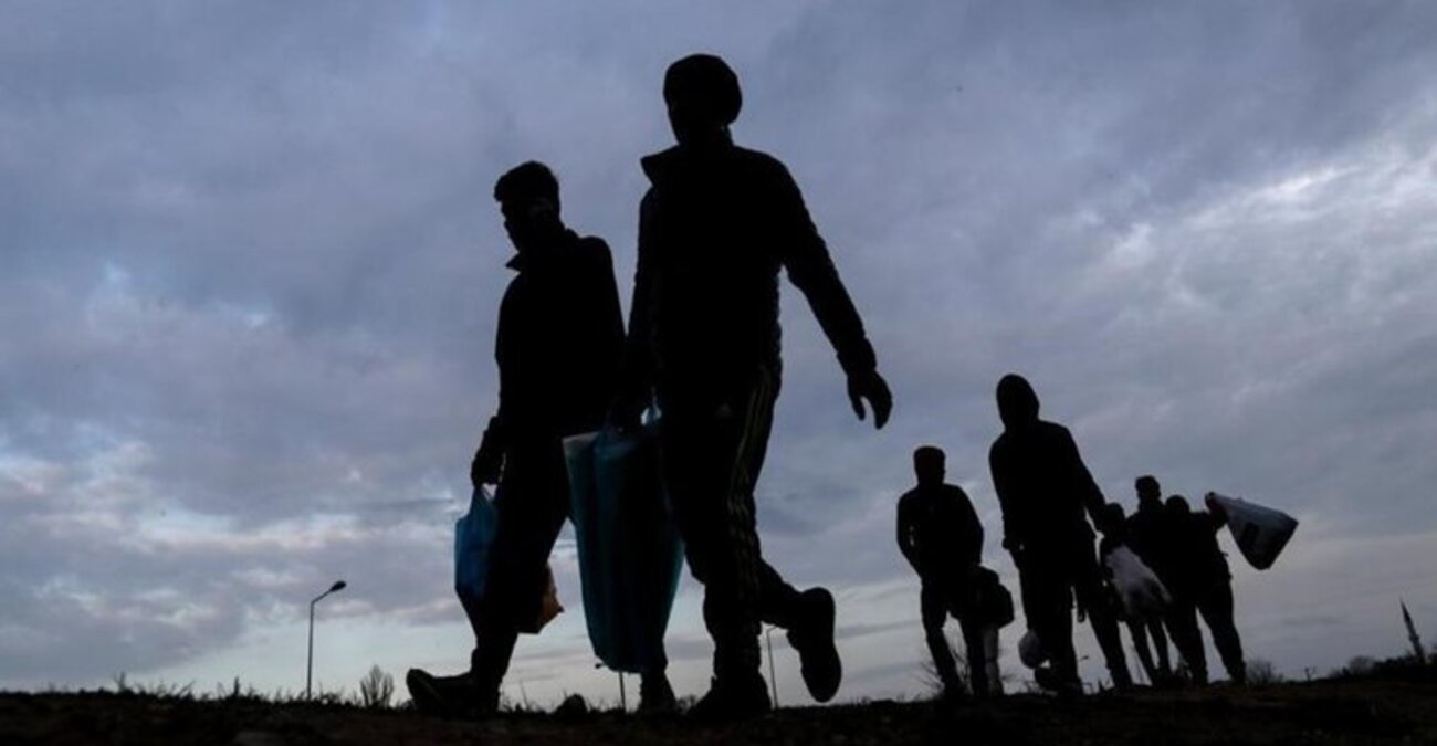 Μεταναστευτικό: «Σχέδιο Β’» η αναστολή εξέτασης αιτήσεων ασύλου - «Στοπ» στο επίδομα στέγασης σε Σύρους