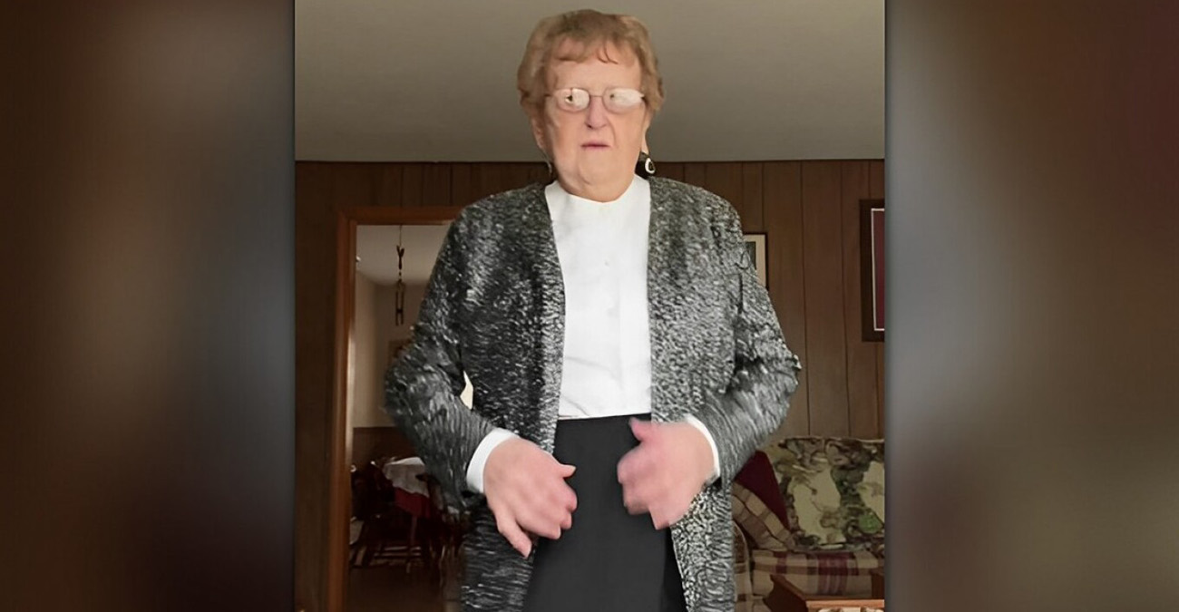Η viral γιαγιά που διαλέγει ρούχα και μακιγιάζ για την... κηδεία της - Δείτε το βίντεο 