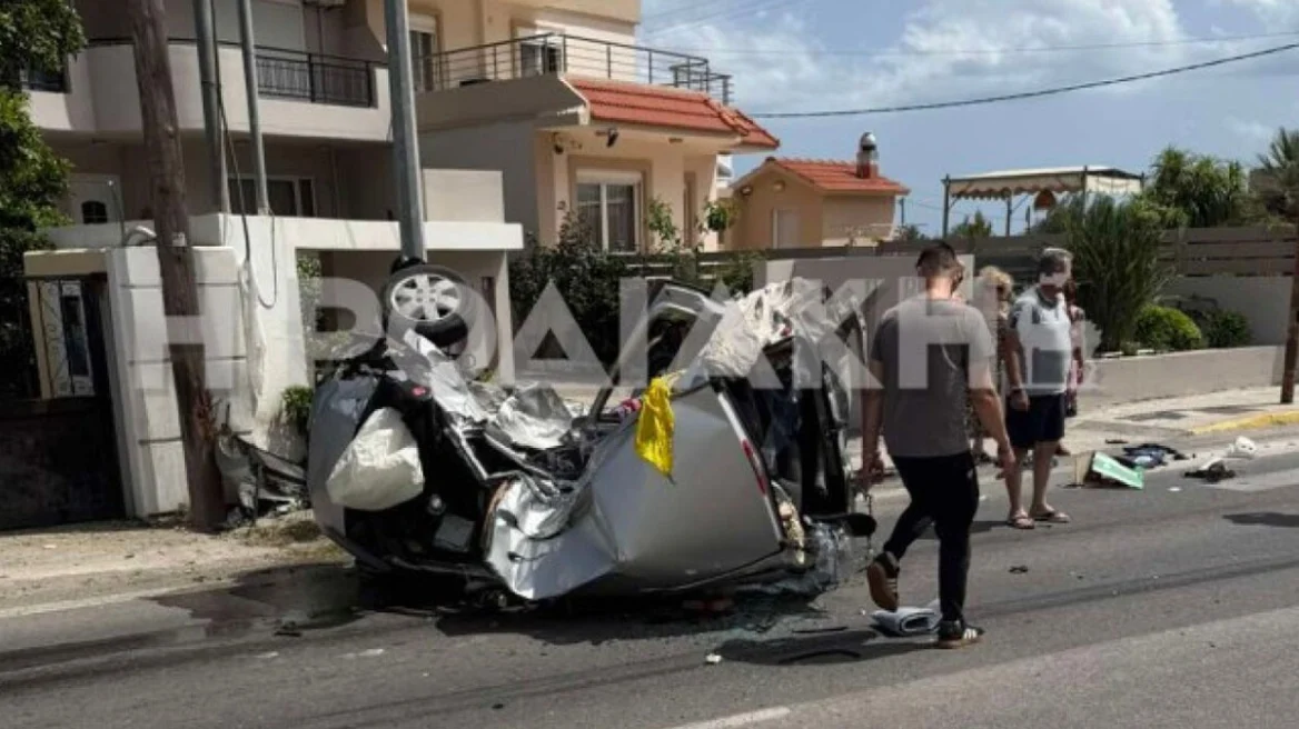 Τραγωδία: Νεκρές δύο γυναίκες σε φοβερό τροχαίο - Σοκαριστικές φωτογραφίες