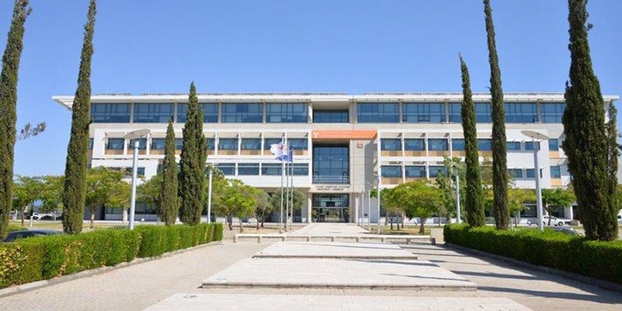 Δεν πλημμύρισε η βιβλιοθήκη του Πανεπιστημίου Κύπρου - Όσα δηλώνει η Αν. Δ/ντρια της βιβλιοθήκης
