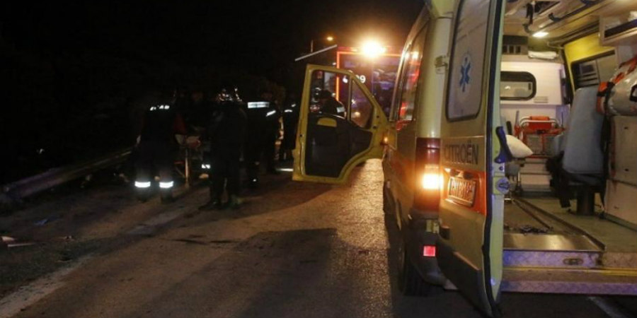 Οδηγοί παγιδεύτηκαν στα οχήματα τους στη Λεμεσό - Μεταφέρθηκαν με ασθενοφόρο στο Νοσοκομείο 