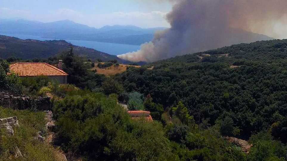 Νέα μεγάλη πυρκαγιά στην Ελλάδα - Εκκενώνονται δύο χωριά 