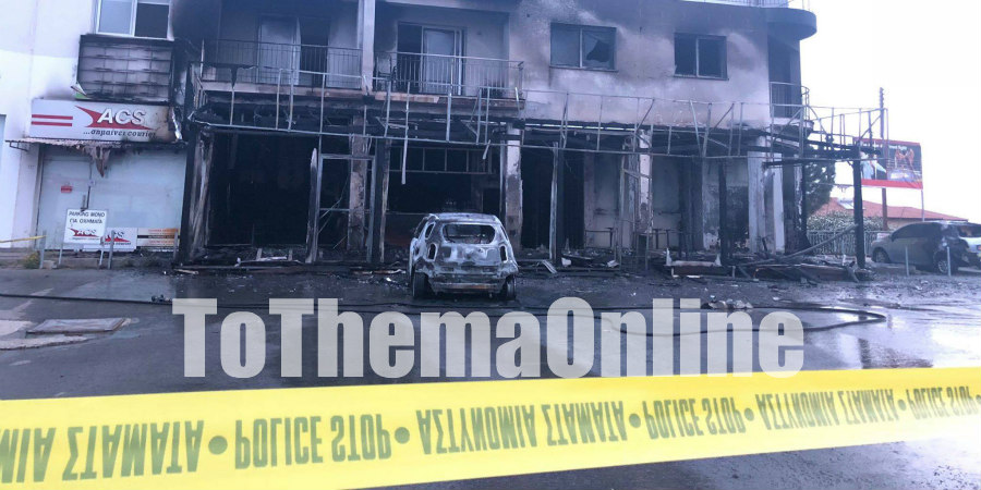 ΚΟΚΚΙΝΟΤΡΙΜΙΘΙΑ: Φωτιά έκαψε ολοσχερώς καφετέρια και δύο οχήματα - ΦΩΤΟΓΡΑΦΙΕΣ