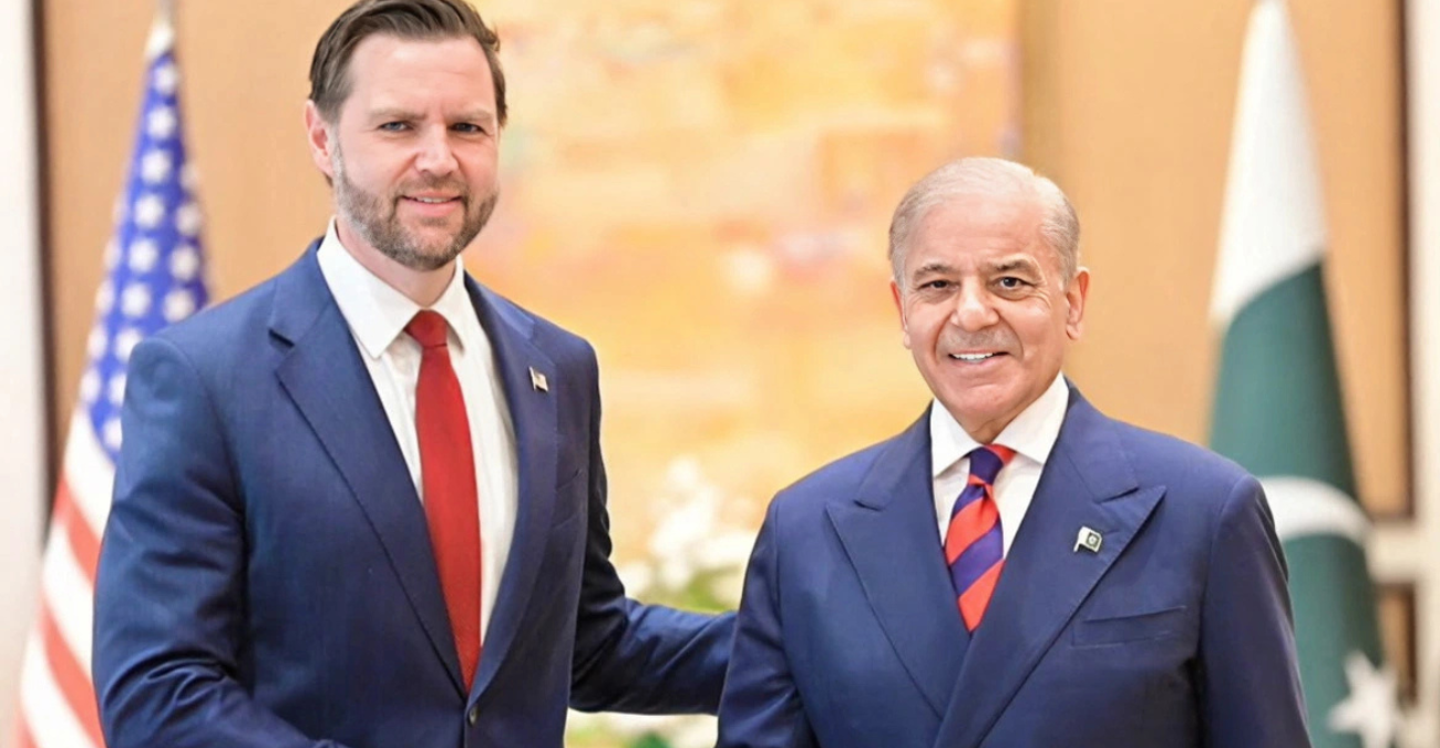 Ξεκίνησαν οι ειρηνευτικές συνομιλίες ΗΠΑ και Ιράν στο Πακιστάν, οι τέσσερις «κόκκινες γραμμές» της Τεχεράνης