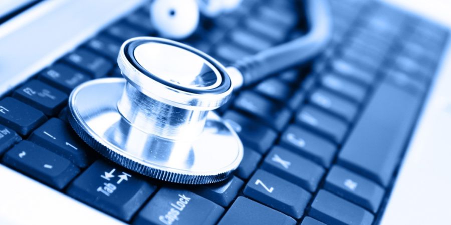 ΑΚΕΛ: «Αναπάντητα ερωτήματα» για την ηλεκτρονική υγεία – Νέα διαβούλευση από την Κυβέρνηση