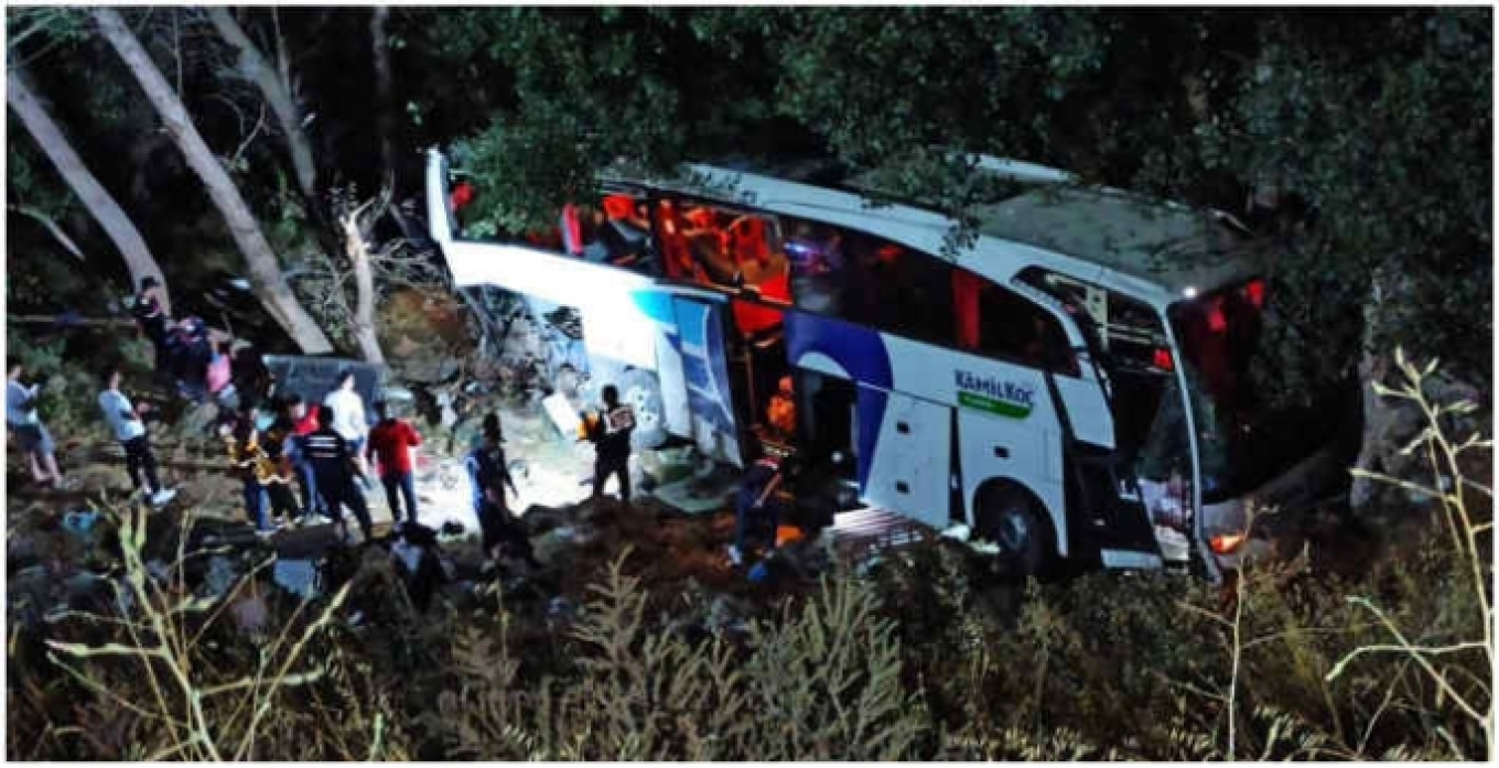 Τραγωδία στην Τουρκία: Λεωφορείο έπεσε σε χαράδρα 30 μέτρων, 12 νεκροί και 19 τραυματίες
