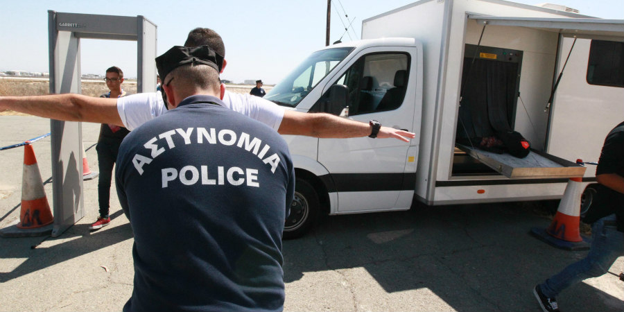 ΚΥΠΡΟΣ: Αστυνομικοί κακοποίησαν πολίτη – Πληρώνει πάνω από €100.000 η Δημοκρατία