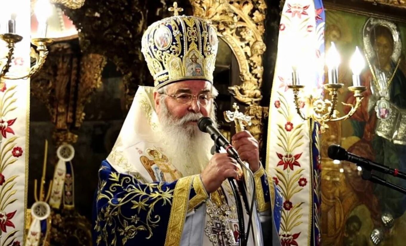 Σάλος με Μητροπολίτη: Είπε «είσαι σαν κορίτσι, μην σε ξαναδώ έτσι» σε 11χρονο επειδή είχε μακριά μαλλιά