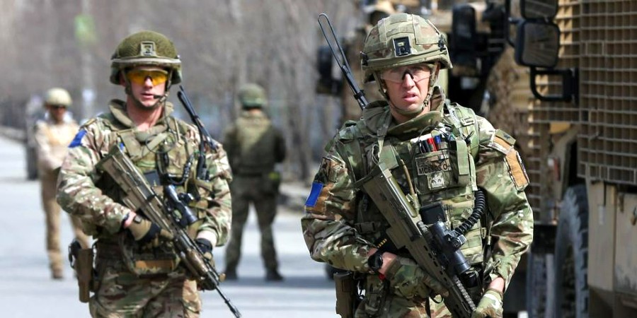 Βρετανία: Ξεκαθαρίζουν οι ένοπλες δυνάμεις - «Παράνομο να πολεμούν Βρετανοί στην Ουκρανία»