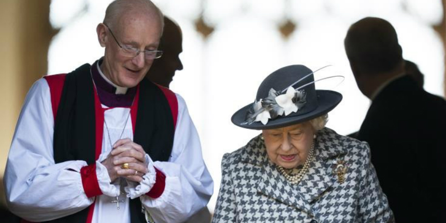 Στοπ της βασίλισσας στο εμπορικό σήμα Royal Sussex για Χάρι και Μέγκαν