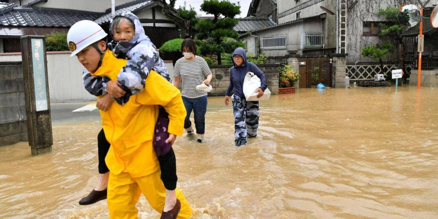 Τουλάχιστον 62 νεκροί από τις βροχοπτώσεις στην Ιαπωνία