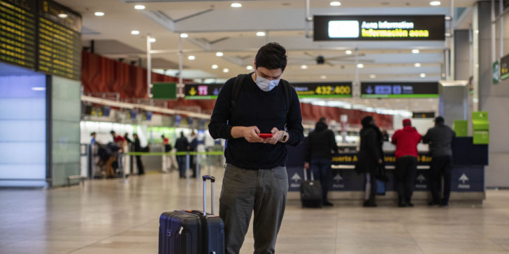 ΙΤΑΛΙΑ - ΚΟΡΩΝΟΪΟΣ· Κλείνει σταδιακά αεροδρόμια η Ρώμη