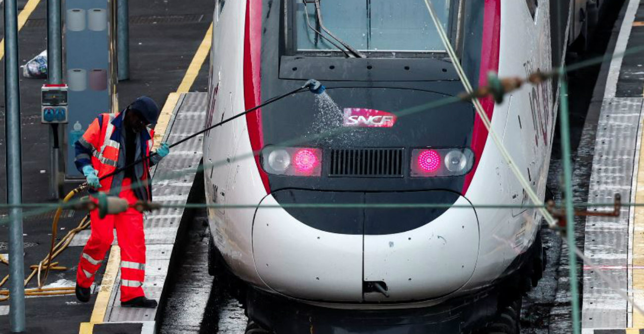 Απεργία διαρκείας στους σιδηροδρόμους της Γαλλίας – Σοβαρά προβλήματα στην κυκλοφορία των τρένων