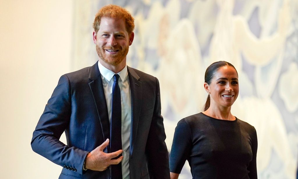 Πρίγκιπας Χάρι - Μέγκαν Μαρκλ: Η σκληρή απάντηση στο νέο «εχθρικό» βιβλίο - «Θεωρίες συνωμοσίας»