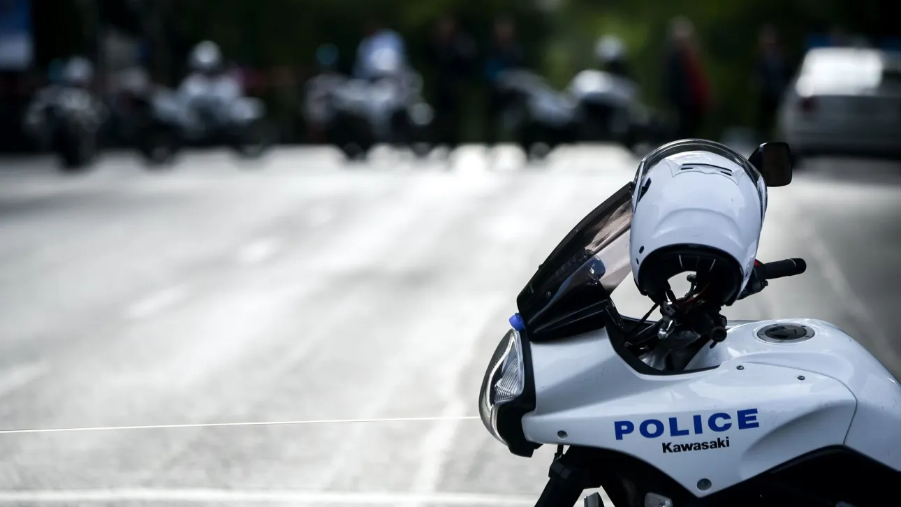 Χειροπέδες σε 48χρονη influencer μετά από καταδίωξη - Οδηγούσε υπό την επήρεια μέθης