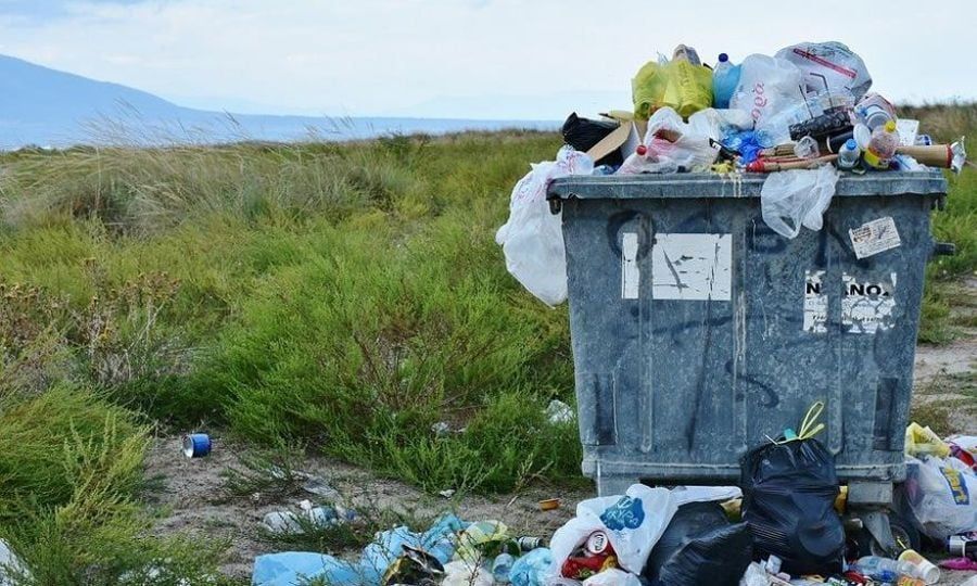 Κύπρος και Ελλάδα παραπέμπονται στο Δικαστήριο της ΕΕ λόγω μη κατάλληλης επεξεργασίας των αποβλήτων