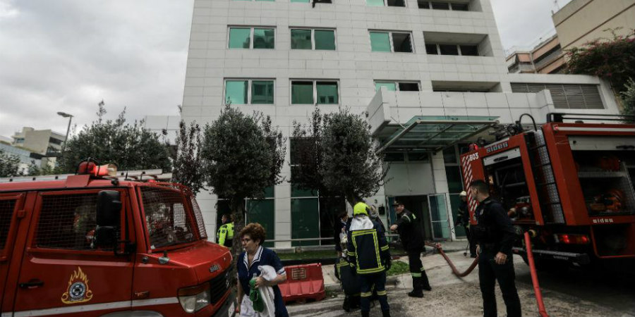 ΕΛΛΑΔΑ: Υπό έλεγχο η φωτιά σε ξενοδοχείο στη Λ.Συγγρού -Τρεις τραυματίες 