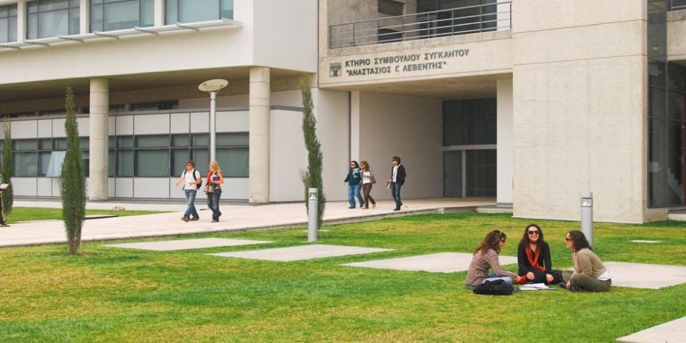 Υπ. Παιδείας: «Νομότυπα έδρασαν Πανεπιστήμιο Κύπρου - ΤΕΠΑΚ στο θέμα των διεθνών εξετάσεων»