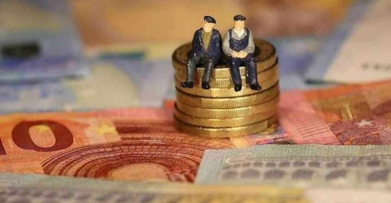 Συνταξιοδοτική μεταρρύθμιση: Τι αλλάζει για άτυπους φροντιστές και άτομα με αναπηρία