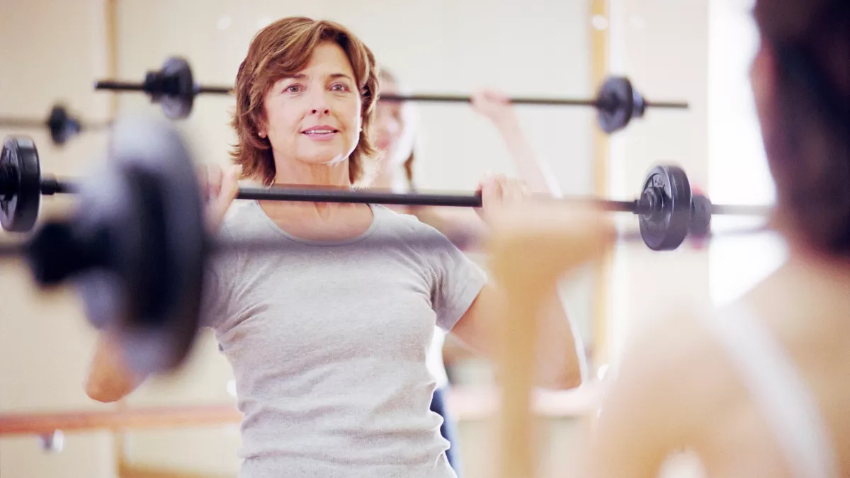 Εμμηνόπαυση: Η No1 άσκηση που ανακουφίζει τα συμπτώματα της κλιμακτηρίου