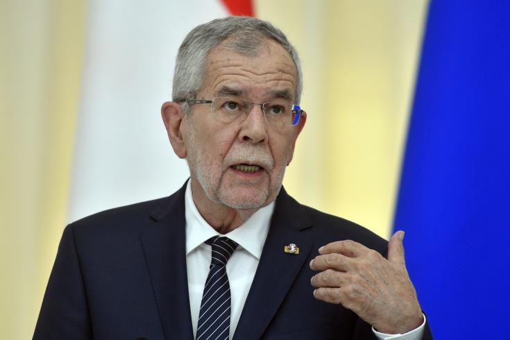 «Θα τα καταφέρουμε» λέει ο Αυστριακός Πρόεδρος στο διάγγελμά του για την κυβερνητική κρίση 