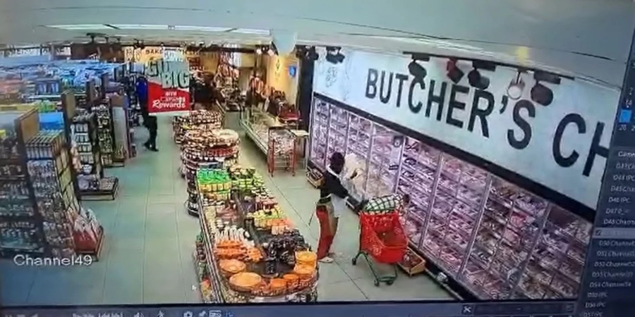 Νότια Αφρική - Βίντεο που σοκάρει: Πώς άρπαξαν το μωρό μητέρας από καρότσι στο σούπερ μάρκετ, όταν πήρε το βλέμμα της για δευτερόλεπτα 
