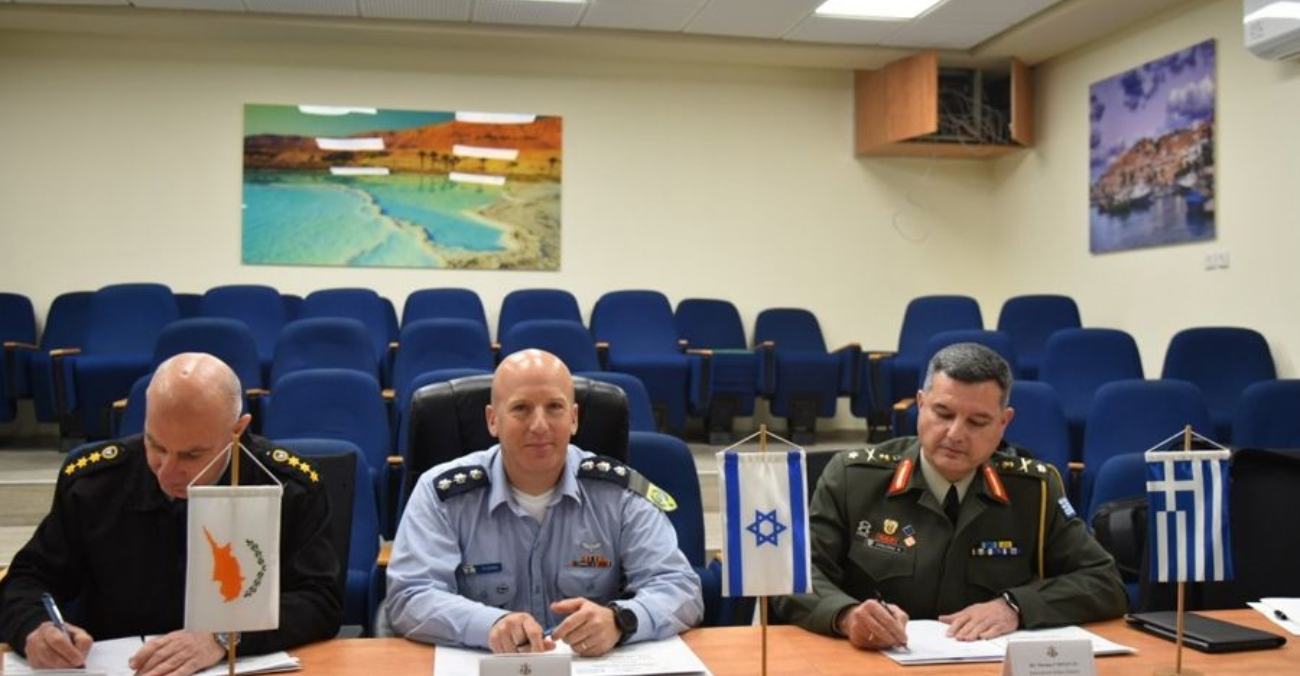 Υπογράφηκε στο Τελ Αβίβ το Πρόγραμμα Διμερούς Αμυντικής Συνεργασίας Κύπρου–Ισραήλ 