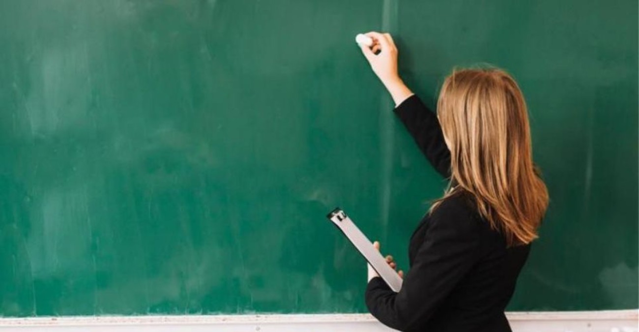 Αξιολόγηση εκπαιδευτικών: Ψάχνει την «χρυσή τομή» η Βουλή - «Με καλή θέληση θα βρεθεί»