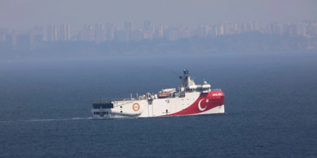 Βγήκε από το λιμάνι της Αττάλειας το «Oruc Reis» -Δείτε πού βρίσκεται το τουρκικό πλοίο