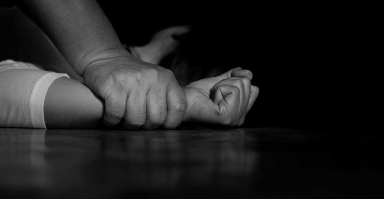 Βαριά ποινή για 54χρονο στη Θεσσαλονίκη - Κακοποιούσε σεξουαλικά την ανήλικη κόρη της συντρόφου του