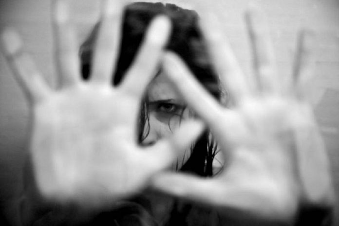 Φρίκη στην Κέρκυρα: Απόπειρα βιασμού σε 19χρονη από 50χρονο