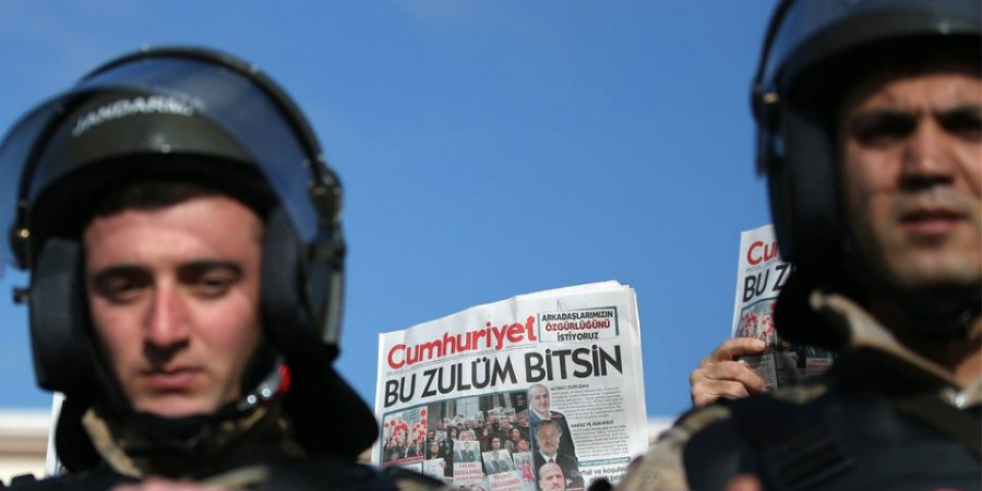ΤΟΥΡΚΙΑ: Κύμα παραιτήσεων στην εφημερίδα Cumhuriyet μετά την αλλαγή διεύθυνσης