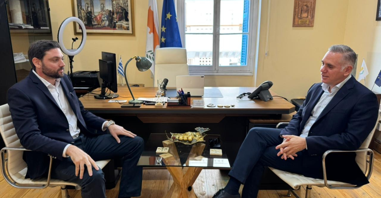 Πληροφορίες «Τ»: Πολιτική κίνηση με μήνυμα ενότητας - Αποδέχεται την πρόταση του ΔΗΚΟ ο Μιχάλης Γιακουμή