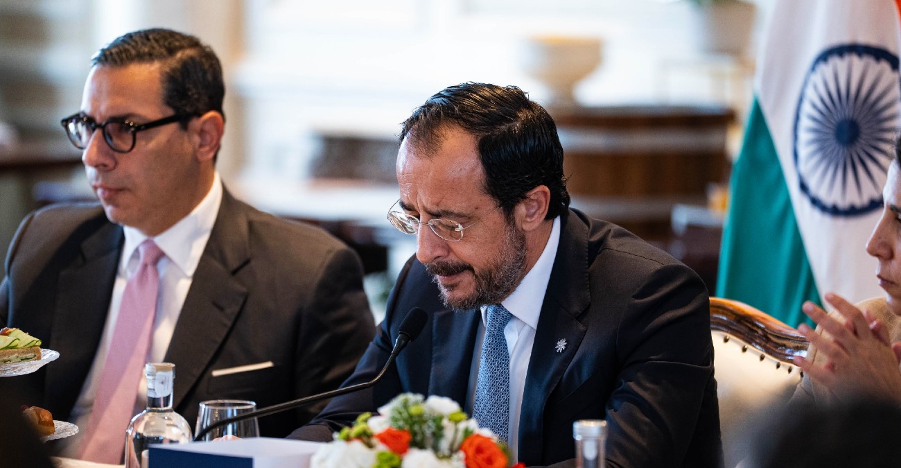 Πρόεδρος Χριστοδουλίδης: Το δώρο που του χάρισαν στην Ινδία, προκαλώντας συγκίνηση  – Δείτε φωτογραφία
