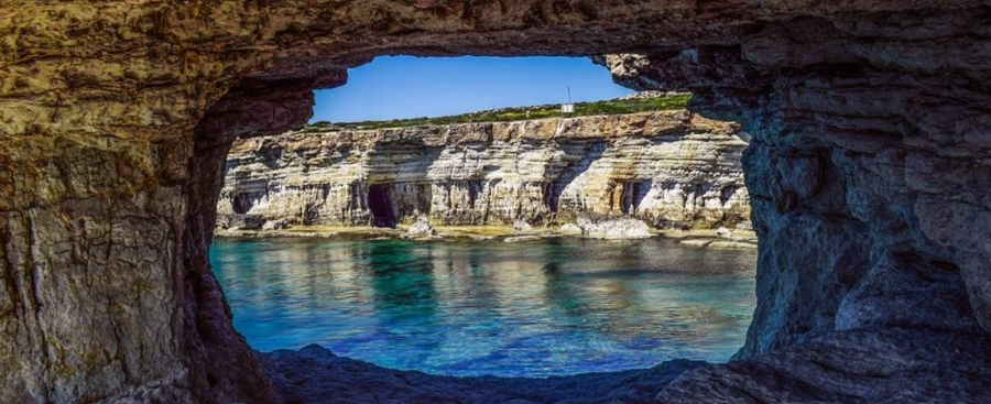 Νέος τραυματισμός προσώπου μετά από πτώση στις θαλασσινές σπηλιές - Μεταφέρθηκε στο Νοσοκομείο