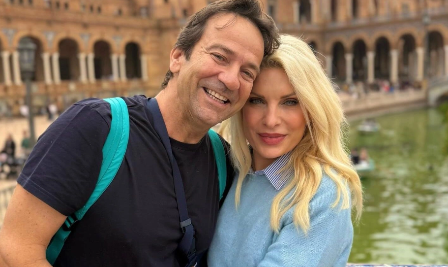 Ελένη Μενεγάκη & Ματέο Παντζόπουλος ποζάρουν μαζί ξανά μετά από καιρό και εύχονται για το Πάσχα