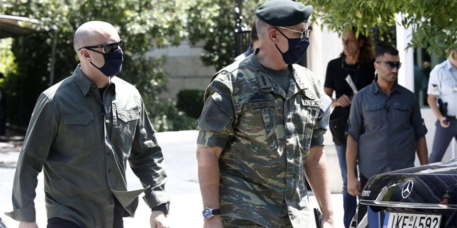 Φόρεσε στολή παραλλαγής ο αρχηγός των ελληνικών ενόπλων δυνάμεων – Τέσσερις λέξεις με νόημα -ΦΩΤΟΓΡΑΦΙΕΣ