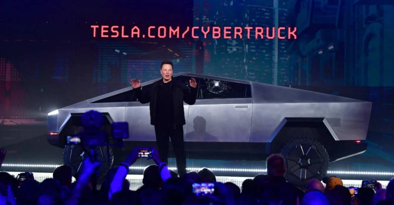 Ο Έλον Μασκ αγόρασε 2,57 εκατ. μετοχές της Tesla – Ανοδος σχεδόν 5% για τον τίτλο