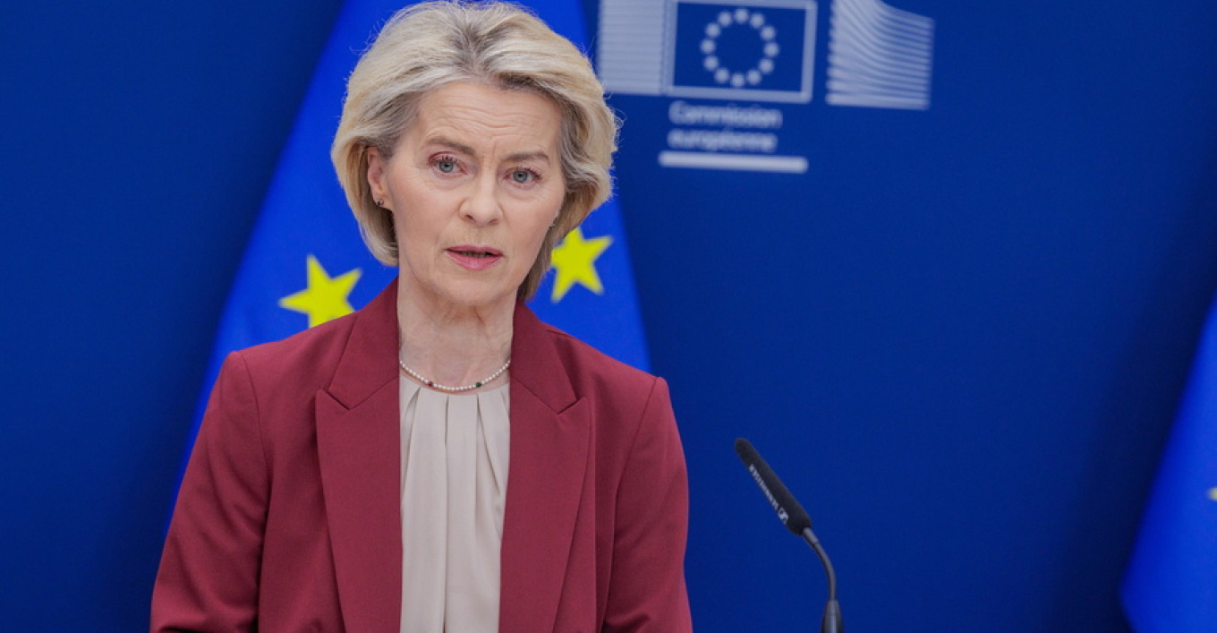 Η Φον ντερ Λάιεν επιβιώνει και από τέταρτη πρόταση μομφής