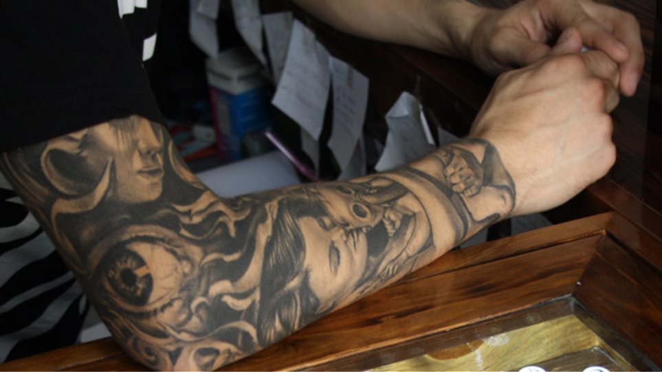 Πώς να προλάβετε τον κίνδυνο από τα μεγάλα τατουάζ